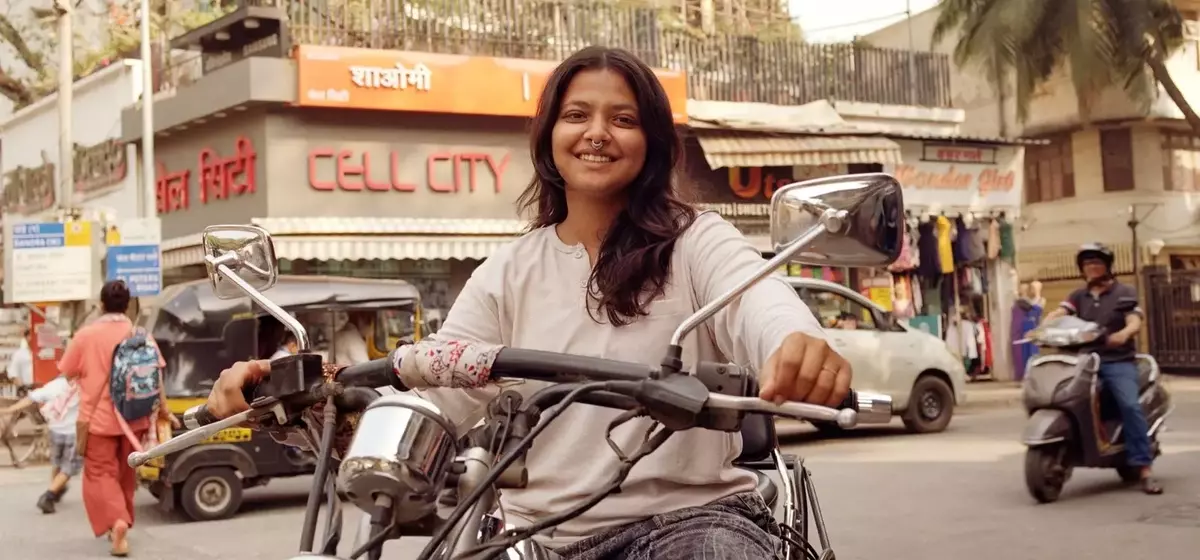 The Enduring Spirit of Indian Women: A Photographic Journey