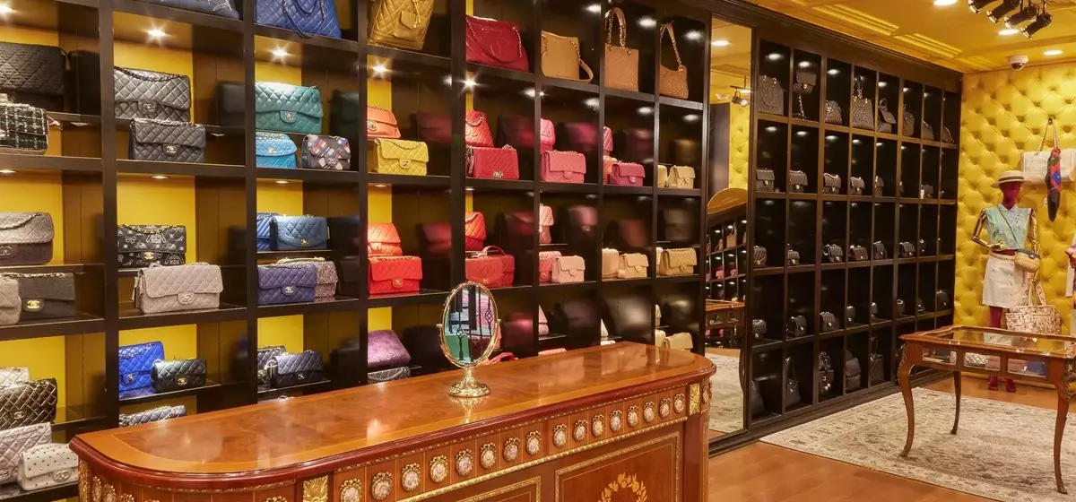 Strategies for Success in the Evolving Vintage Fashion Market