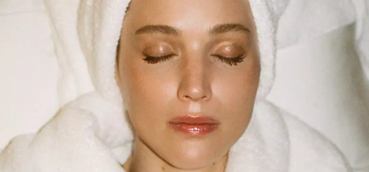 Jennifer Lawrence's Candid Beauty Revelations at the Dior Spa in Venice