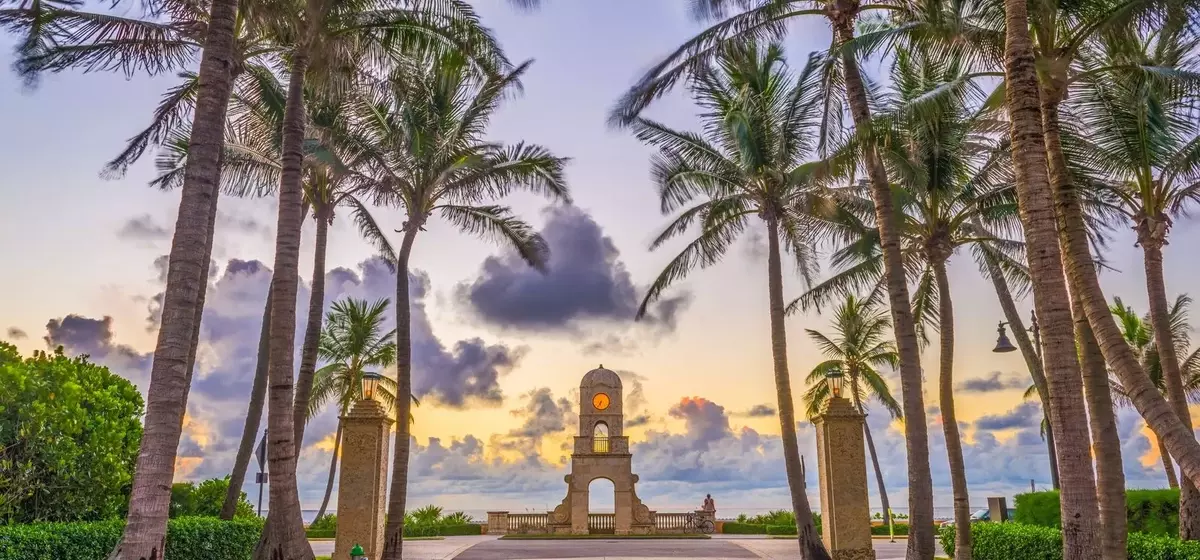 A Connoisseur's Guide to Palm Beach: Hotels, Cuisine, and Cultural Delights
