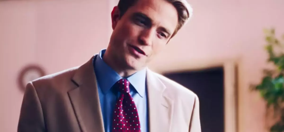 Critics Laud Robert Pattinson's Portrayal of Chris Hansen in 'Primetime'