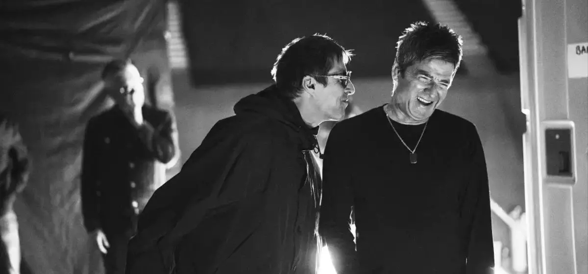 Oasis: A Sentimental Journey Through Reunion and Fandom