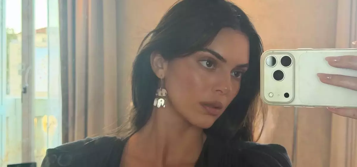 Kendall Jenner's Vintage Calder Earrings: A Nod to Art History at Venice
