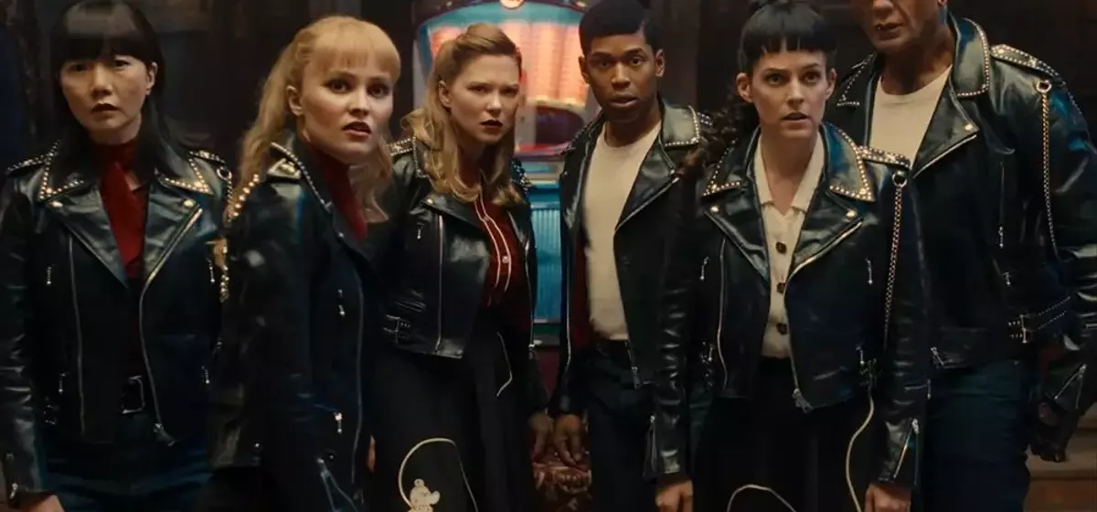 A Whimsical Space Odyssey: Review of 'Alpha Gang' Starring Cate Blanchett and Chris Pine