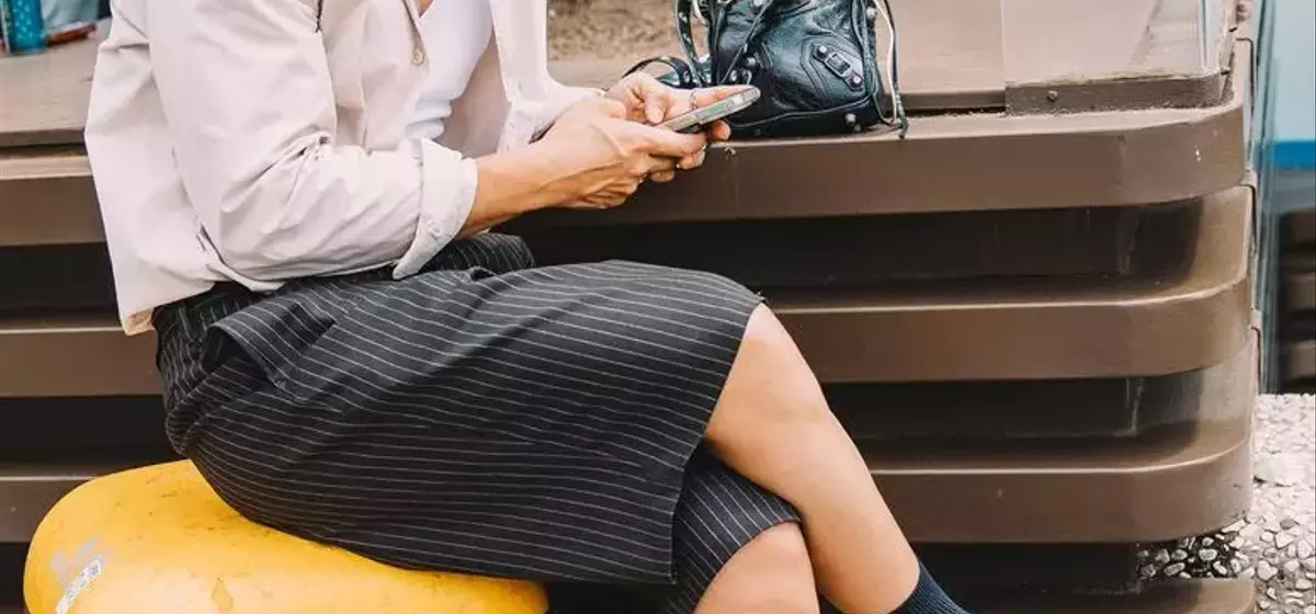 AI's Impact on Brand Visibility and PR Strategies in Fashion