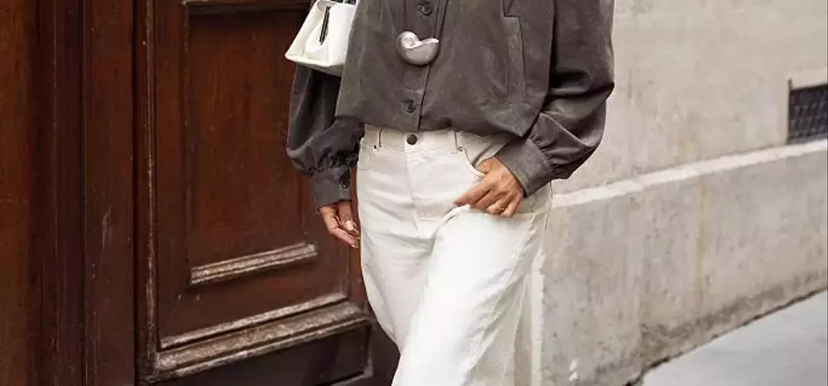 Transition Your White Jeans into Fall: 6 Chic Outfit Ideas
