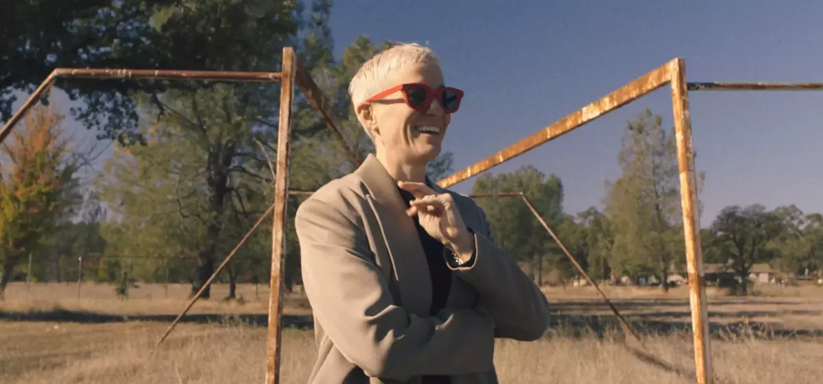 A Documentary Review of 'Rapinoe'