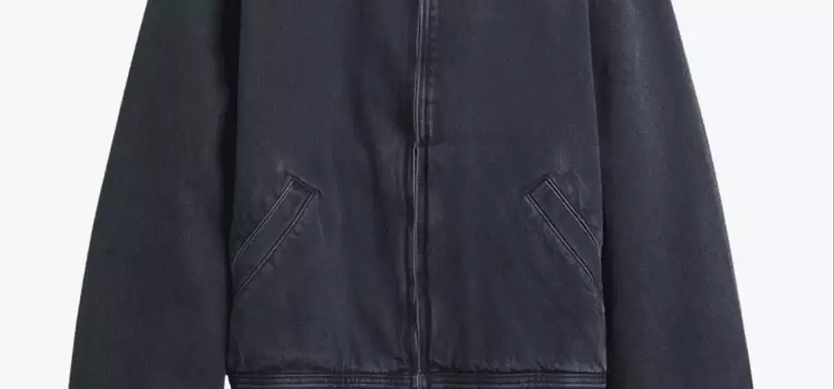 Gap's New Denim Workwear Jacket: A Blend of Style and Functionality