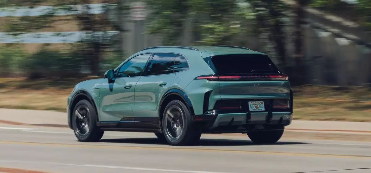 The 2027 Porsche Cayenne Turbo Electric: A Supercar in SUV Form