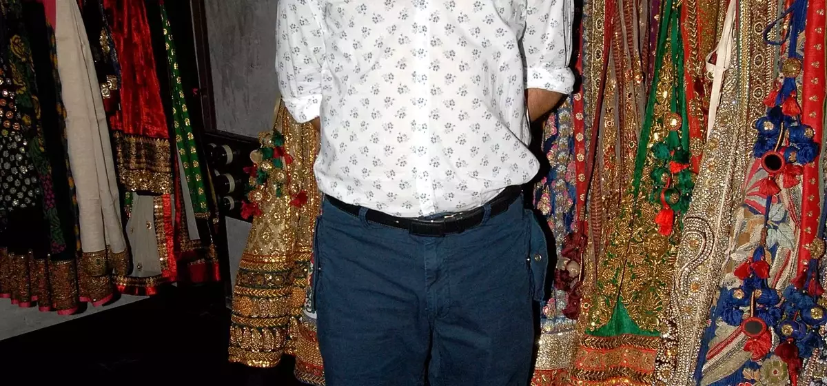 Sabyasachi Mukherjee's Global Fashion Ascent: From Kolkata to New York Stages