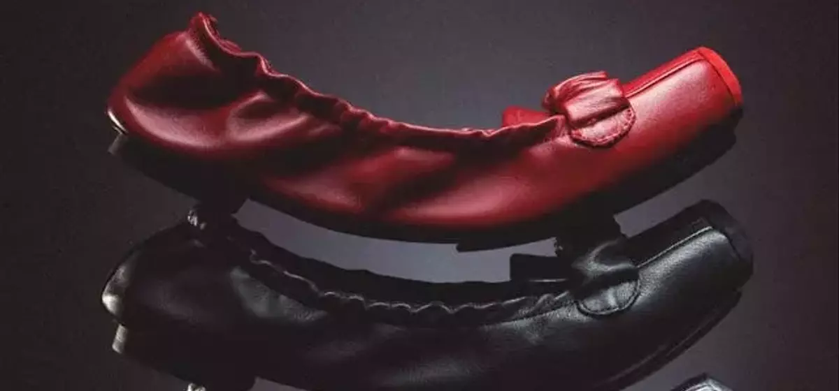 Yohji Yamamoto & Repetto Unveil Innovative Ballet Flats