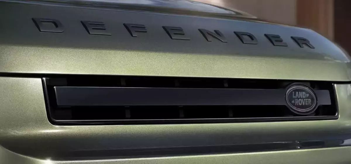 Jaguar Land Rover and Stellantis Collaborate on US-Built Defender Pickup