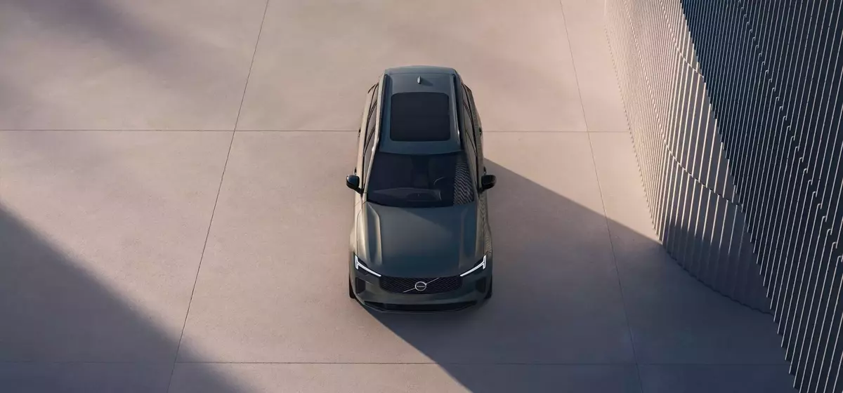 First Look: The 2028 Volvo XC90 Recharge Plug-in Hybrid