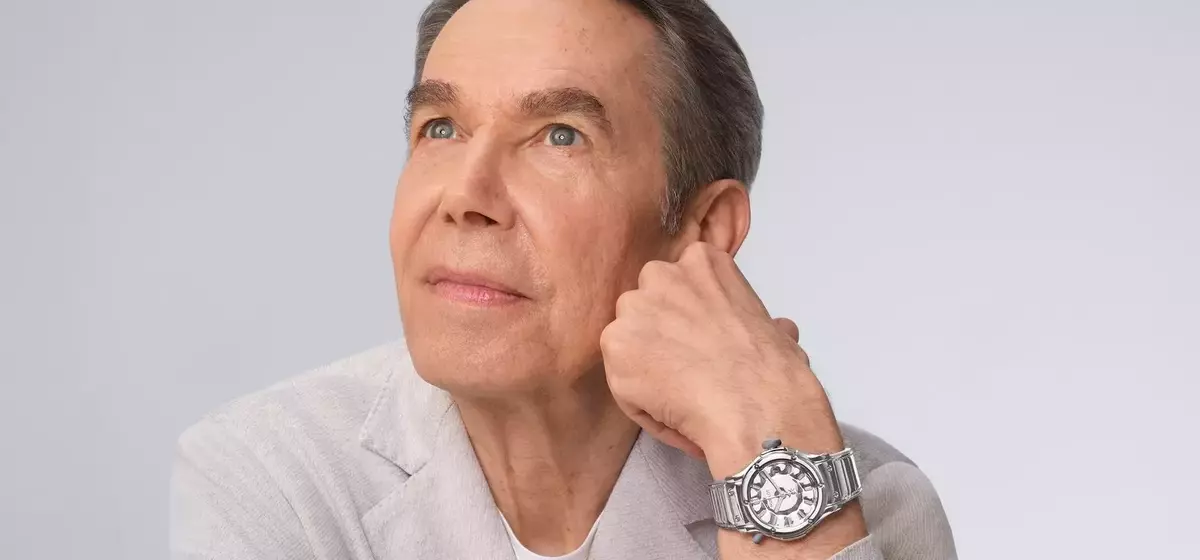 Hublot and Jeff Koons Collaborate on 'Balloon Dog' Timepiece