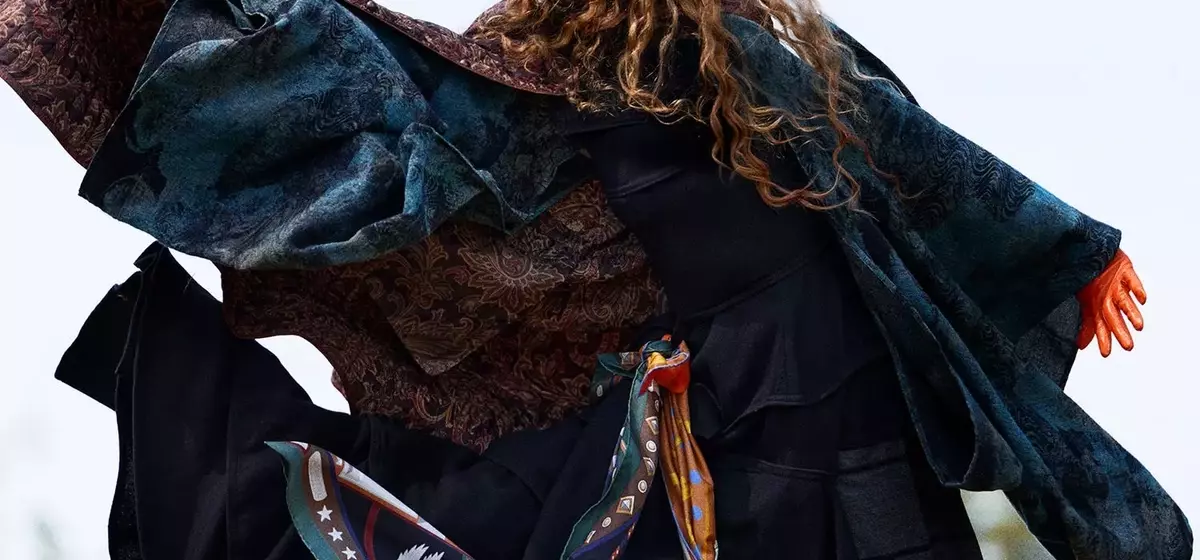 The Art of Layering: A Fashion Editorial Featuring Scarves and Gloves