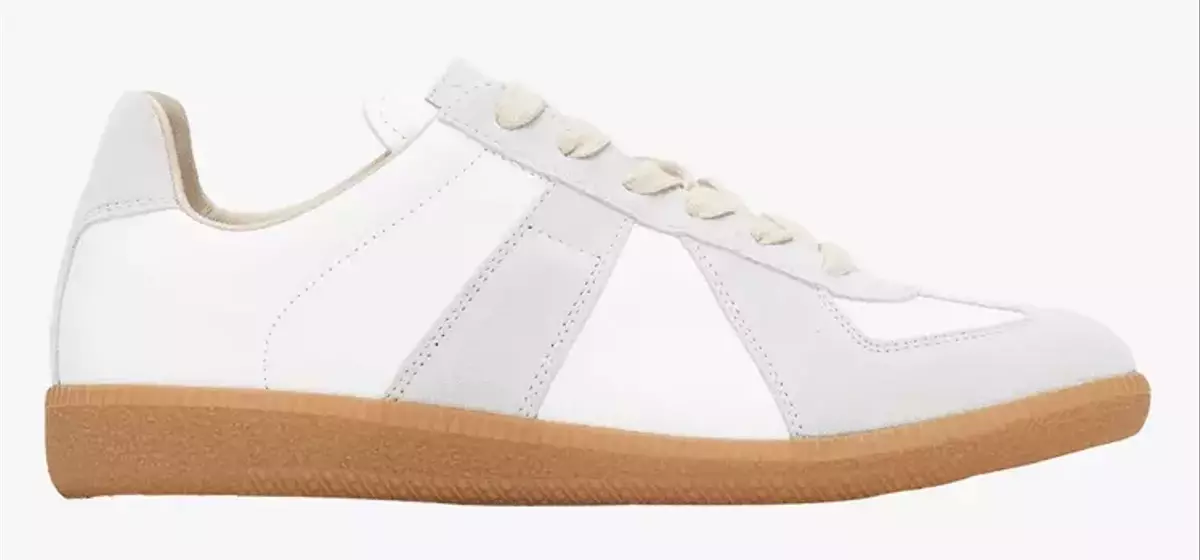 The Ultimate Guide to Men's Luxury Sneakers: Style and Comfort Combined