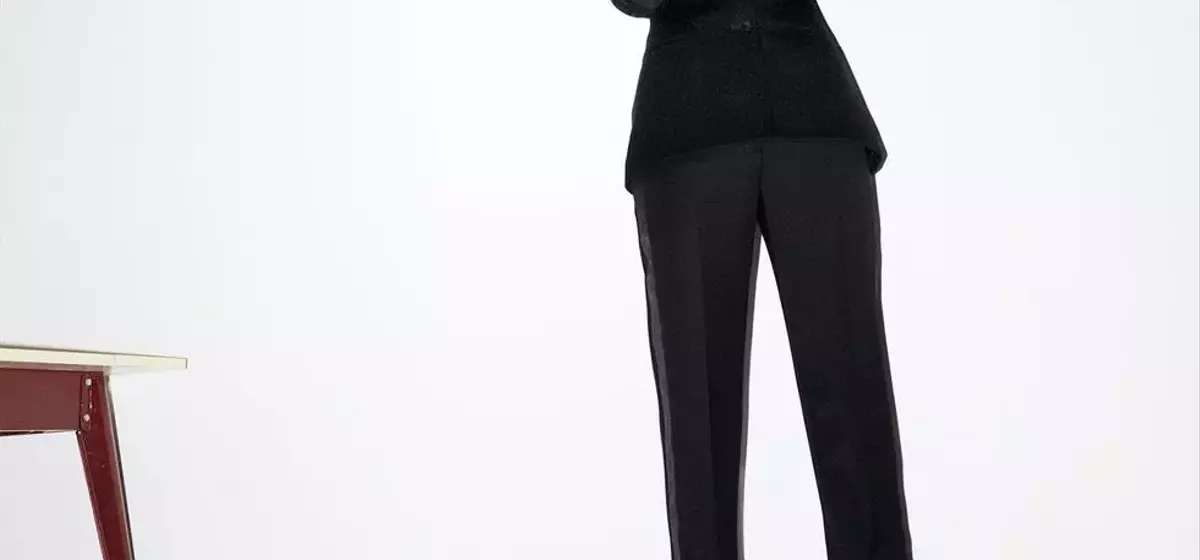Fashion's Artful Expressions