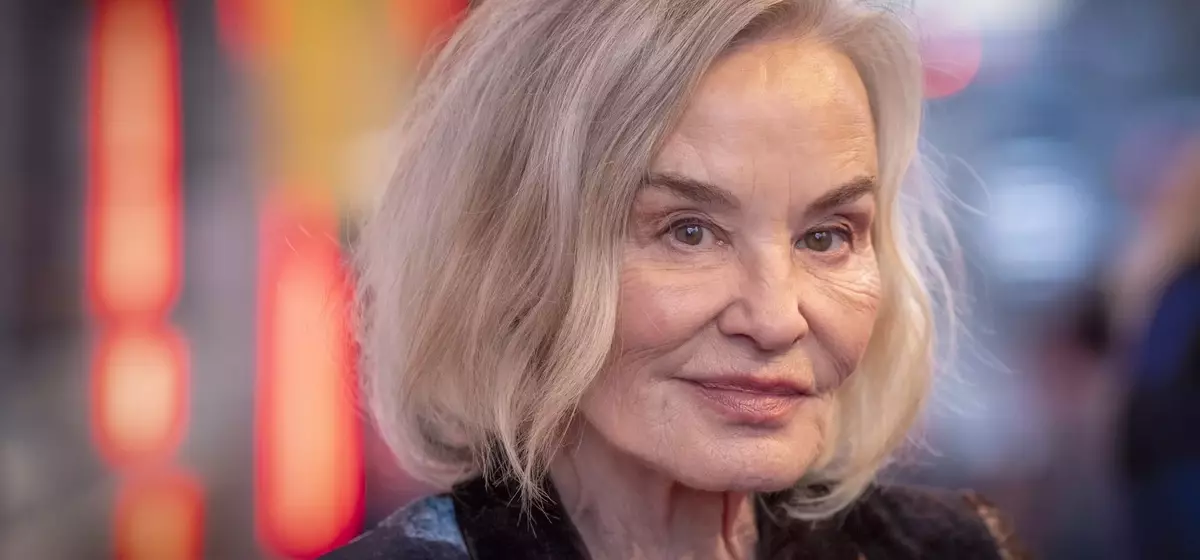 Jessica Lange to Receive Visionary Award at Virginia Film Festival, 'Awards Chatter' Podcast to Record Live