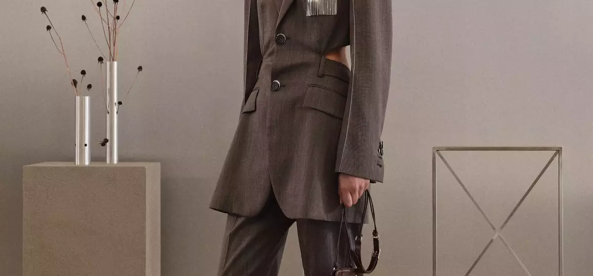 Ilenia Durazzi's Spring 2027 Collection: An Ode to Collaborative Creativity and Empowering Design