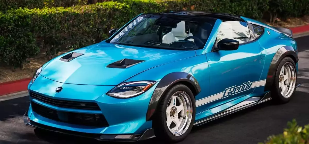 Nissan Unveils Z Kaze Concept with Classic '90s Tuner Style
