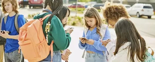 Florida's New Cellphone Ban in Schools Sparks Mixed Reactions