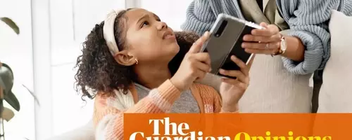 The Digital Detox Box: A Parent's Solution to Tech-Free Playdates