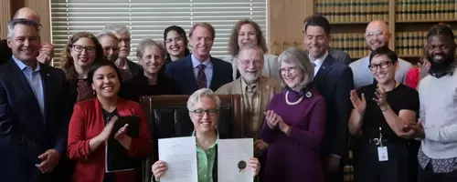 Oregon's Campaign Finance Reform Faces Potential Delay Amid Legislative Debate