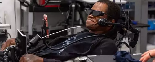Revolutionizing Assistance: Brain-Computer Interfaces Empowering Individuals with Disabilities