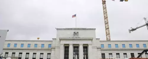 Escalating Tensions: White House Scrutinizes Federal Reserve's Billion-Dollar Renovation Amidst Interest Rate Disagreements