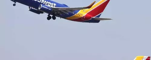 Southwest Flight's Dramatic Descent Averts Mid-Air Catastrophe