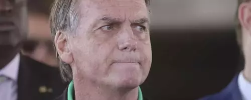 Brazilian Supreme Court Places Former President Bolsonaro Under House Arrest