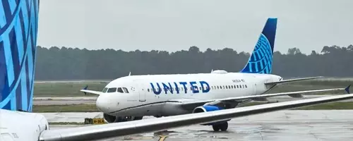 United Airlines Faces Widespread Disruptions Amidst Major Computer System Failure