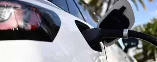 US Government Reinstates EV Charging Funds Amidst Policy Shift
