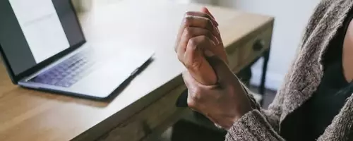 Understanding Carpal Tunnel Syndrome: Causes, Symptoms, and Management