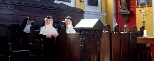 Elderly Nuns Stage Daring Return to Beloved Convent, Sparking Debate and Gaining Global Support