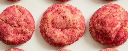 Tangy Raspberry-Lemon Crinkle Cookies: A Refreshing Twist on a Classic