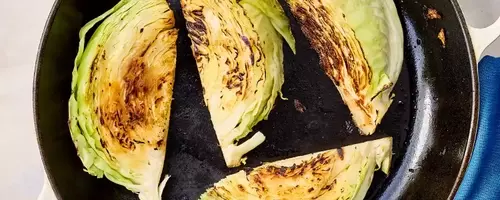 Delectable Spanakopita-Inspired Melted Cabbage