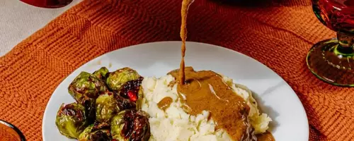 Crafting a Flavorful Vegan Gravy: A Step-by-Step Guide
