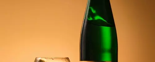 Winter White Wine Essentials: A Guide to Richer Tastes