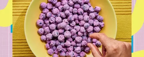 Dietary Antioxidants Linked to Delayed Menopause, New Study Finds