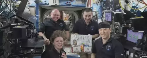 Astronauts Celebrate Thanksgiving in Orbit with International Feast