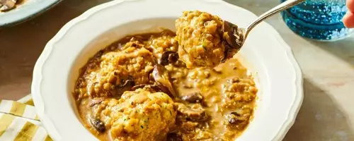 Hearty Mushroom & Dumpling Stew: A Cozy Vegetarian Delight
