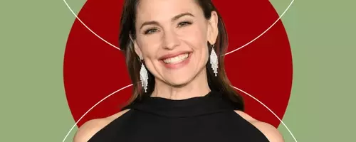 Jennifer Garner and Her Mother Share Their Beloved 'Cowboy Cookies' Recipe for the Holiday Season