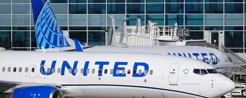 United Airlines Flight Returns to Dulles After Engine Failure During Takeoff