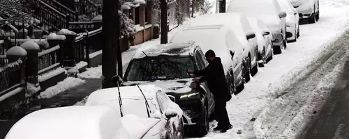 Severe Winter Weather Grips US, Disrupting Holiday Travel