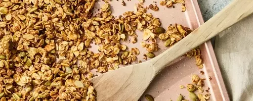 Homemade Granola: A Wholesome, Sugar-Free Treat