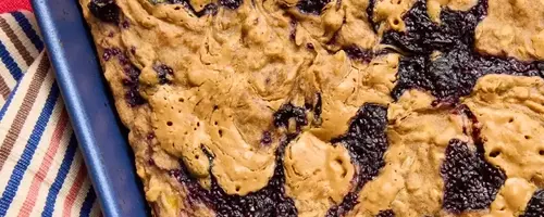 Nutrient-Rich Peanut Butter and Blueberry Oat Bars