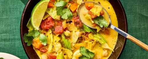 Flavorful Cabbage Soup with Coconut Milk and Chickpeas