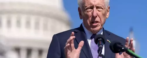 Steny Hoyer Announces Retirement from Congress