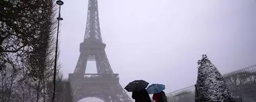Winter Chaos Grips Europe: Flights Halted, Roads Paralyzed by Snow and Ice